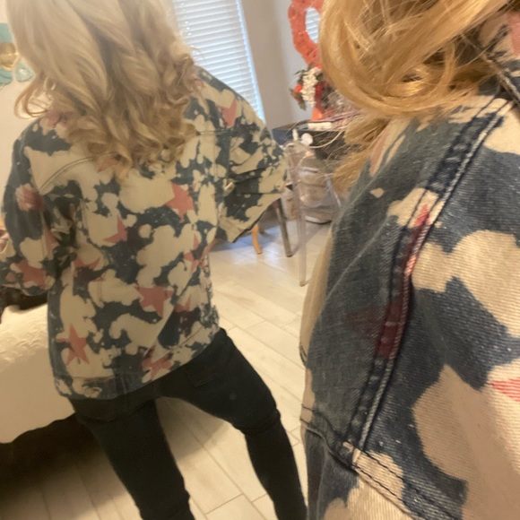 Toast❤️Jeans Acid Wash Star Print Denim Jacket NWOT - Picture 3 of 5